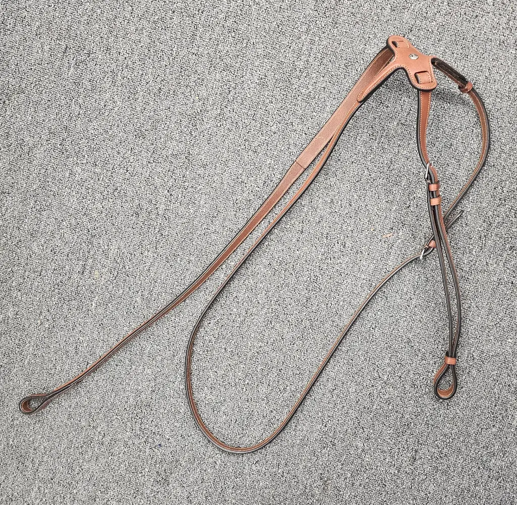 Briderie martingale chasseur